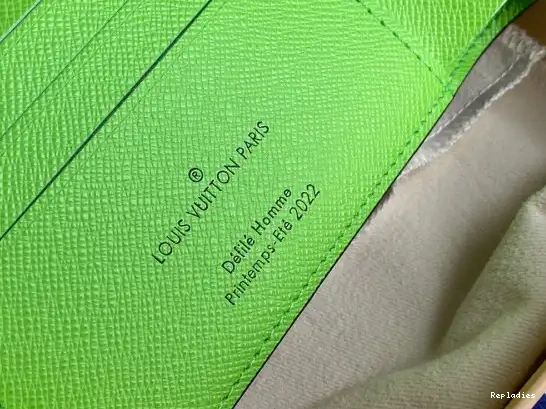 Cheap MULTIPLE LOUIS VUITTON WALLET 0513